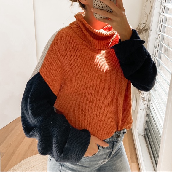Block Turtleneck Oversize Sweater 